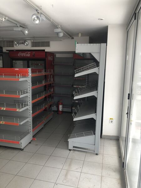 Prelungirea Ghencea, 2 sp. com. parter bloc, reducere 60.000 euro