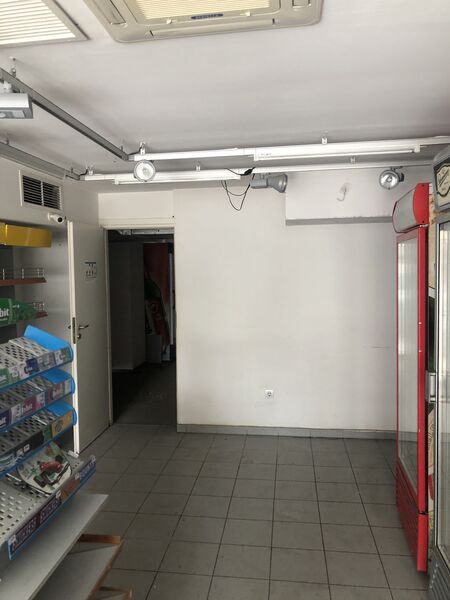 Prelungirea Ghencea, 2 sp. com. parter bloc, reducere 60.000 euro
